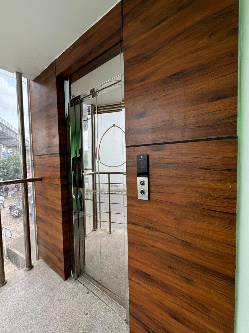 Amsher Suit Lulu Mall Road Ξενοδοχείο Kochi Εξωτερικό φωτογραφία